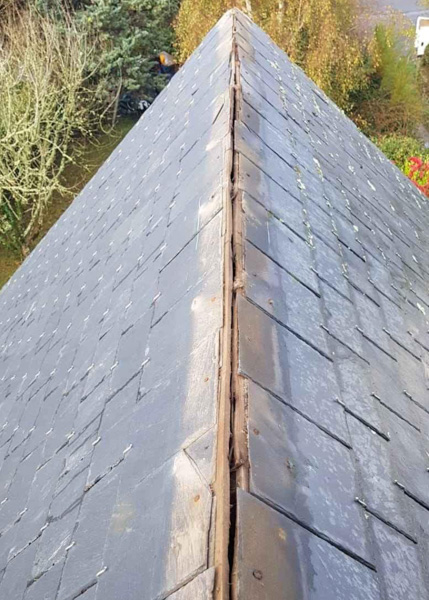entretien toit tuiles faitieres habillage cheminée Rennes Pacé Vitré