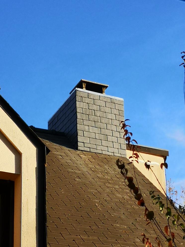 Habillage de cheminée à Pacé près de Rennes.